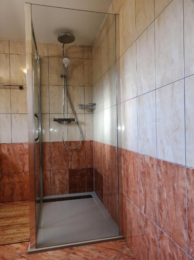 Apartman Emili Malinska Exterior photo
